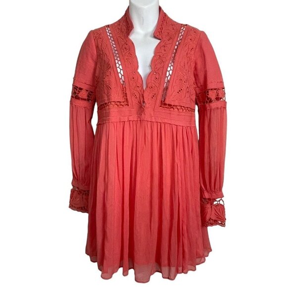 Free People Coral‎ Eyelet Crochet Mini Dress Long Sleeves Size 4 - Picture 1 of 10